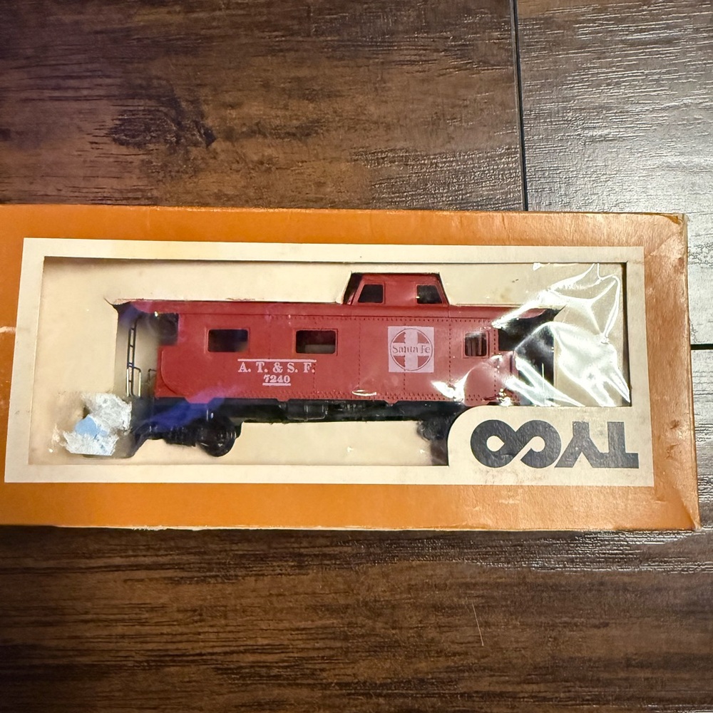 Vintage TYCO HO Santa Fe Scale Train Red Model Train Caboose AT&SF 7220 New Rare